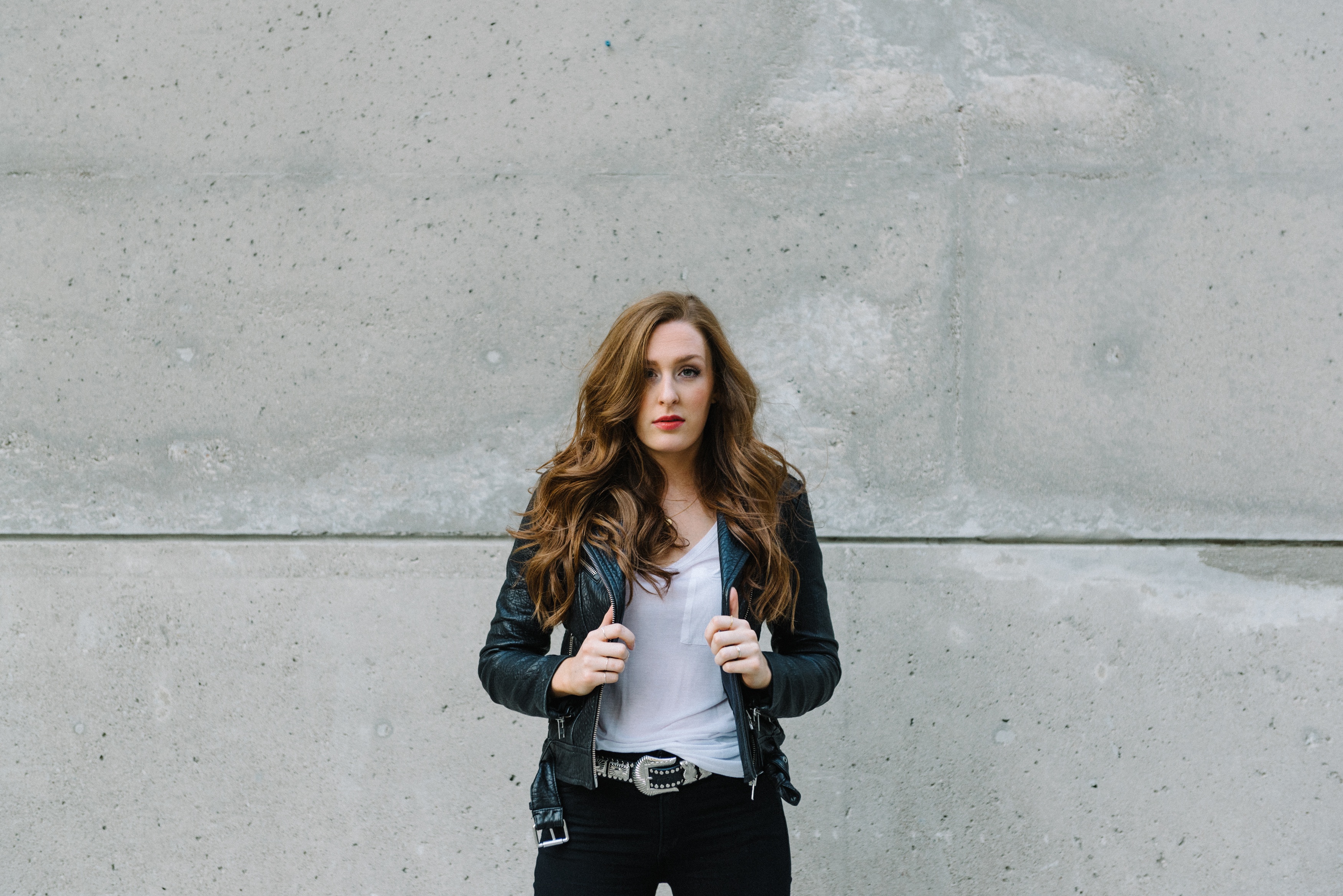 EMERGING - Canadian country singer Amanda Sadler continues to introduce her exceptional tunes to audiences across the country. She is currently on a radio tour