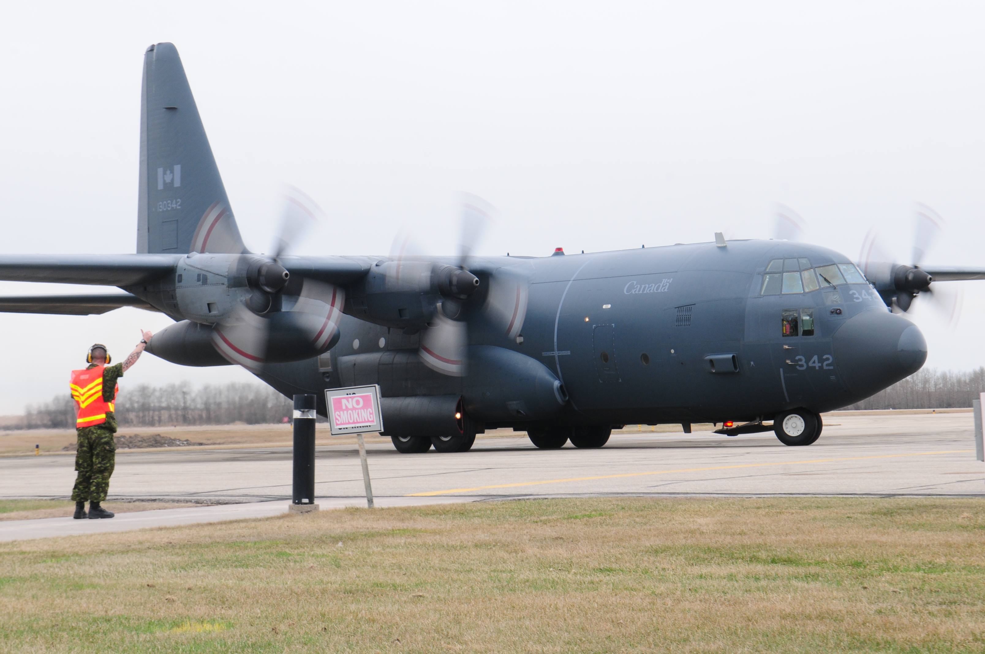 GIANT- A CC-130 Hercules was the main attraction this weekend as personnel from 435 ‘Chinthe’ Transport and Rescue Squadron and 17 Wing Winnipeg conducted a simulated major search and rescue deployment and training exercise out of the Red Deer Regional Airport.