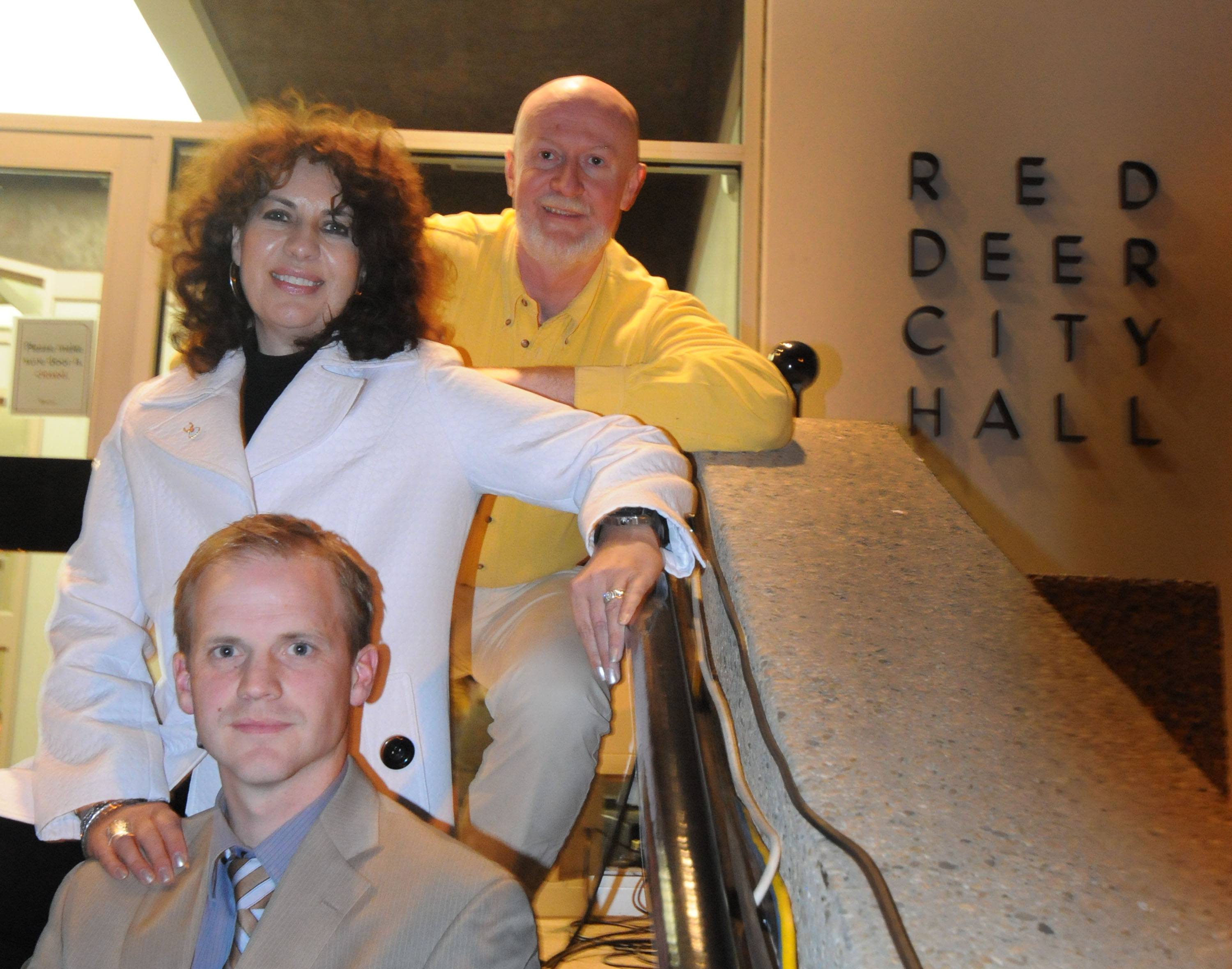 A NEW ERA- Red Deerians look to the future by electing three new councillors while forcing Mayor Morris Flewwelling to undergo a surprise tough battle against unheralded Hilary Penko.