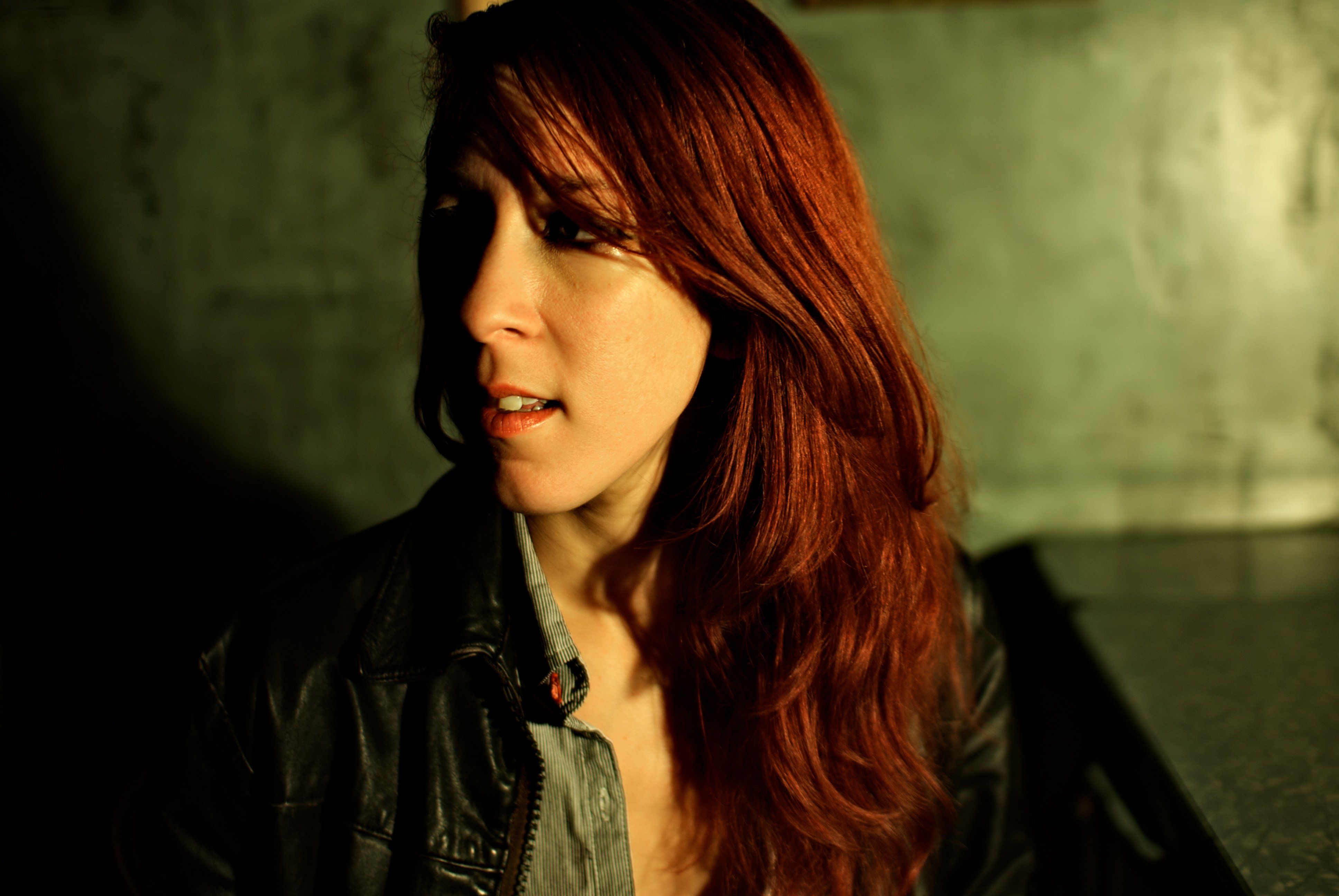 SLEEK SOUNDS – The Jessica Stuart Few are including Red Deer on a western Canadian tour to promote their latest disc Two Sides To Every Story plus a couple of brand new tracks. The band performs at the International Beer Haus on July 11th.