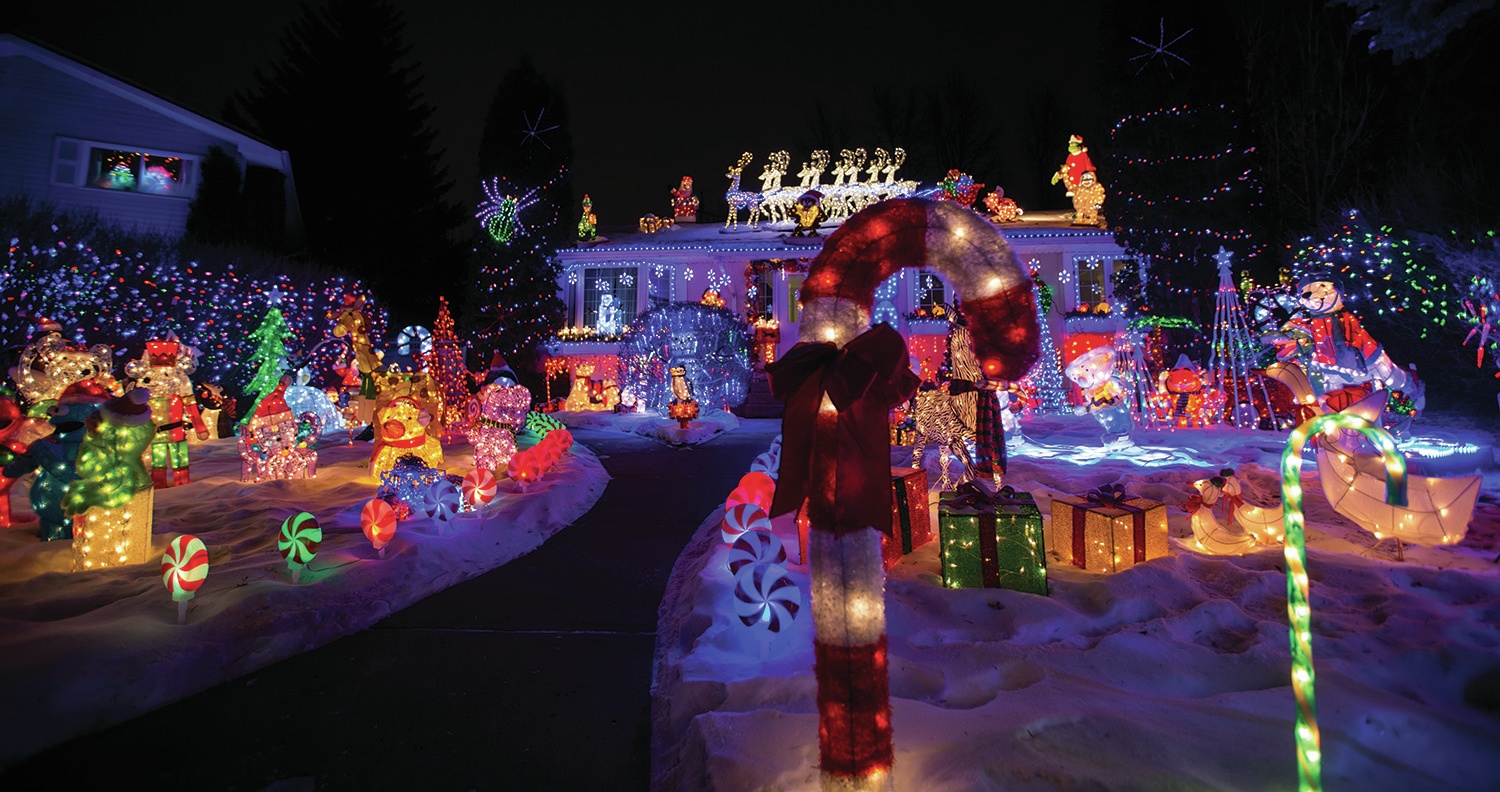 WONDERLAND - A house on Ohio Close has been fully decked out in Christmas lights for the holidays.