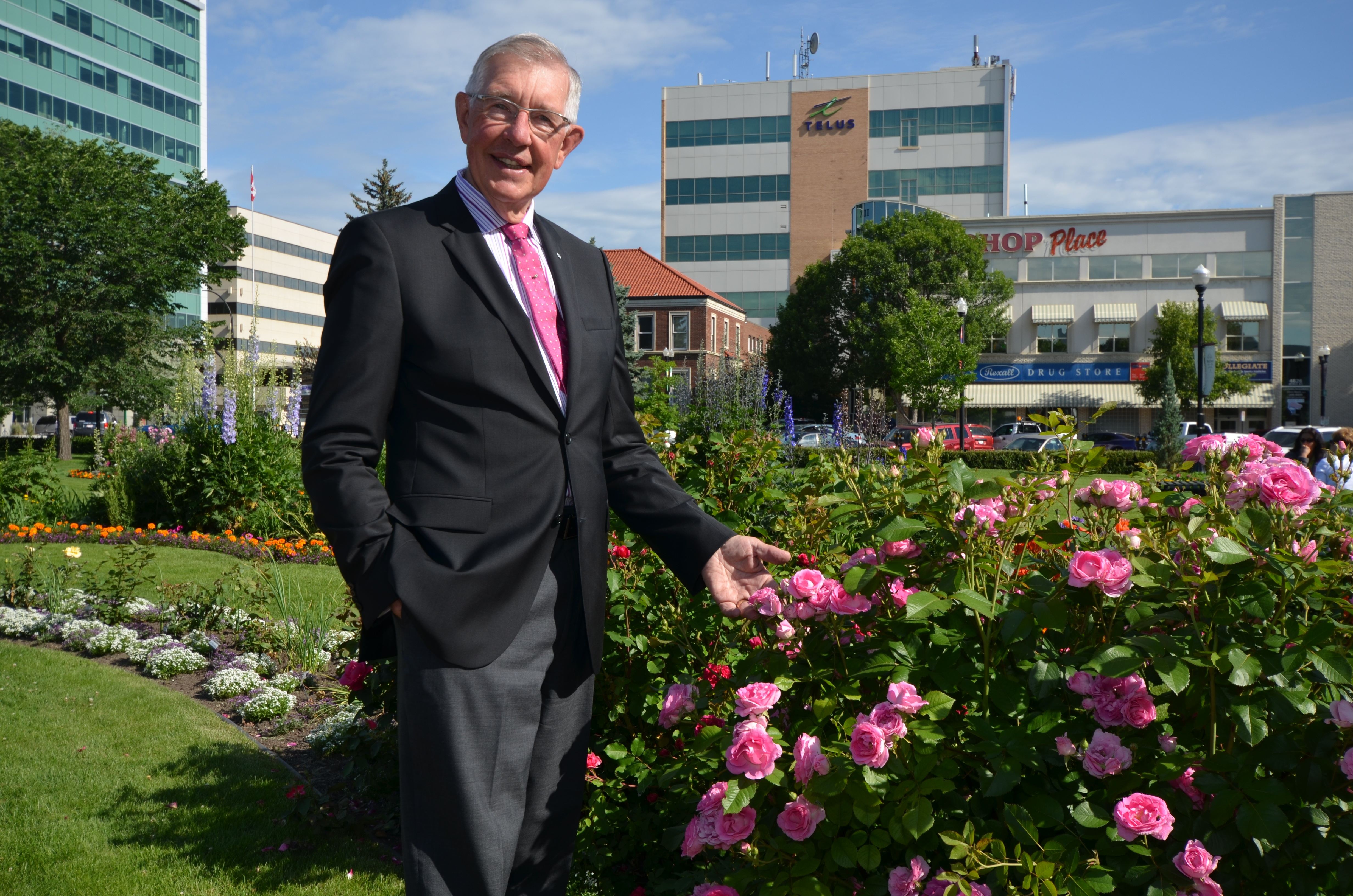 INFLUENTIAL IDEAL - Mayor Morris Flewwelling stands in City Hall Park outside of his office