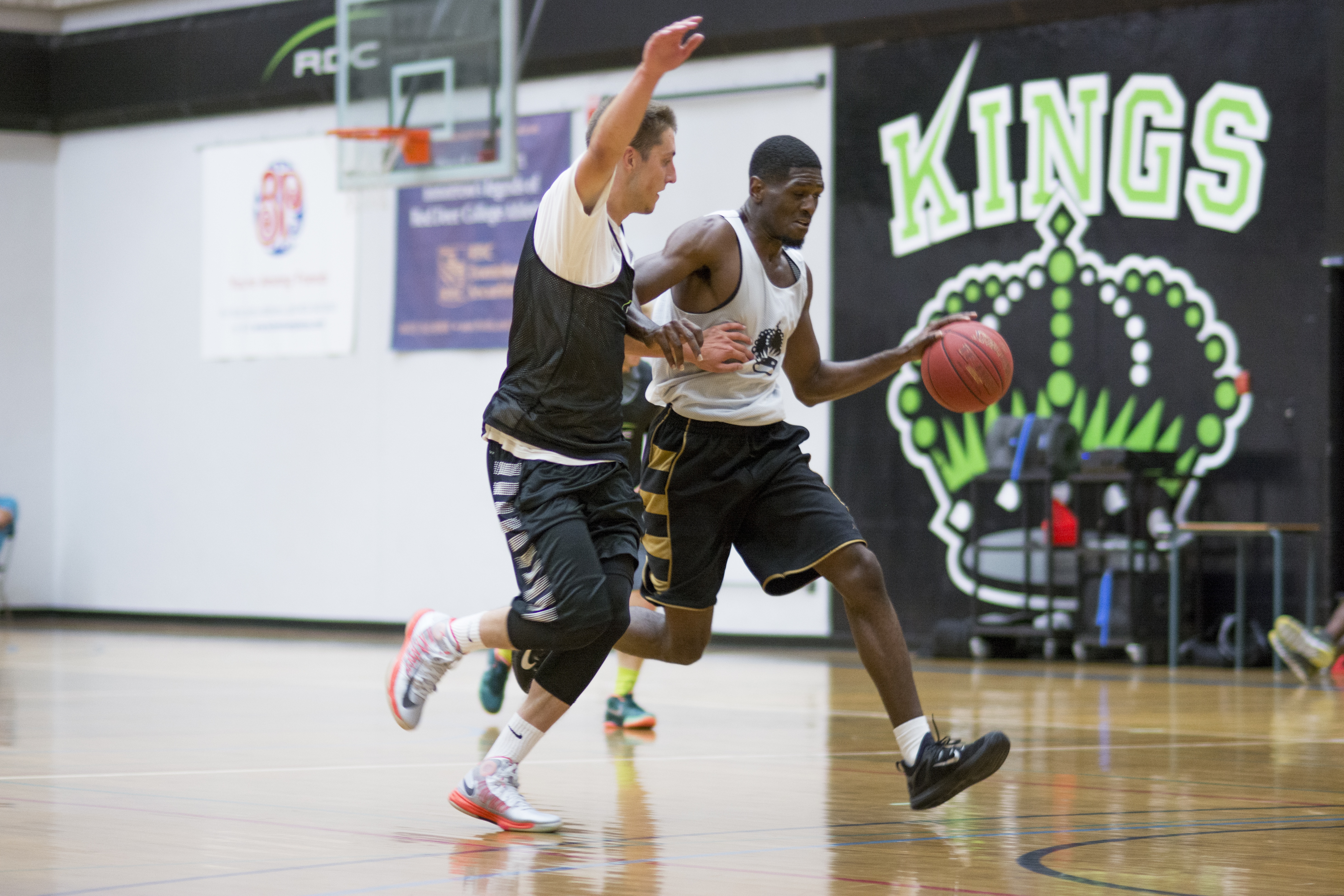 PRESEASON – Red Deer College Kings’ basketball fired up over the weekend