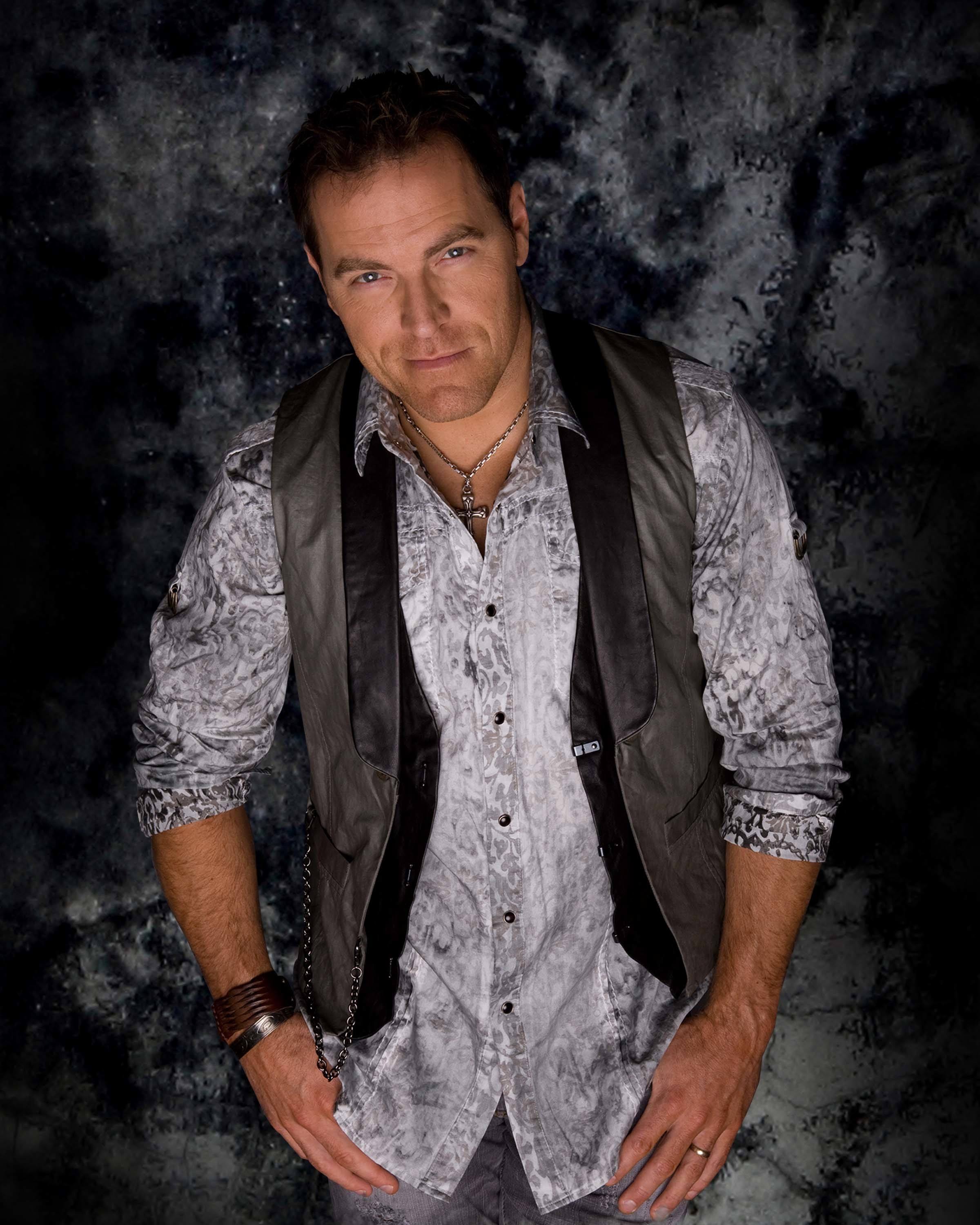 MISSION - Singer George Canyon performs in Red Deer on Sept. 7 in support of Fountain of Life Ministries