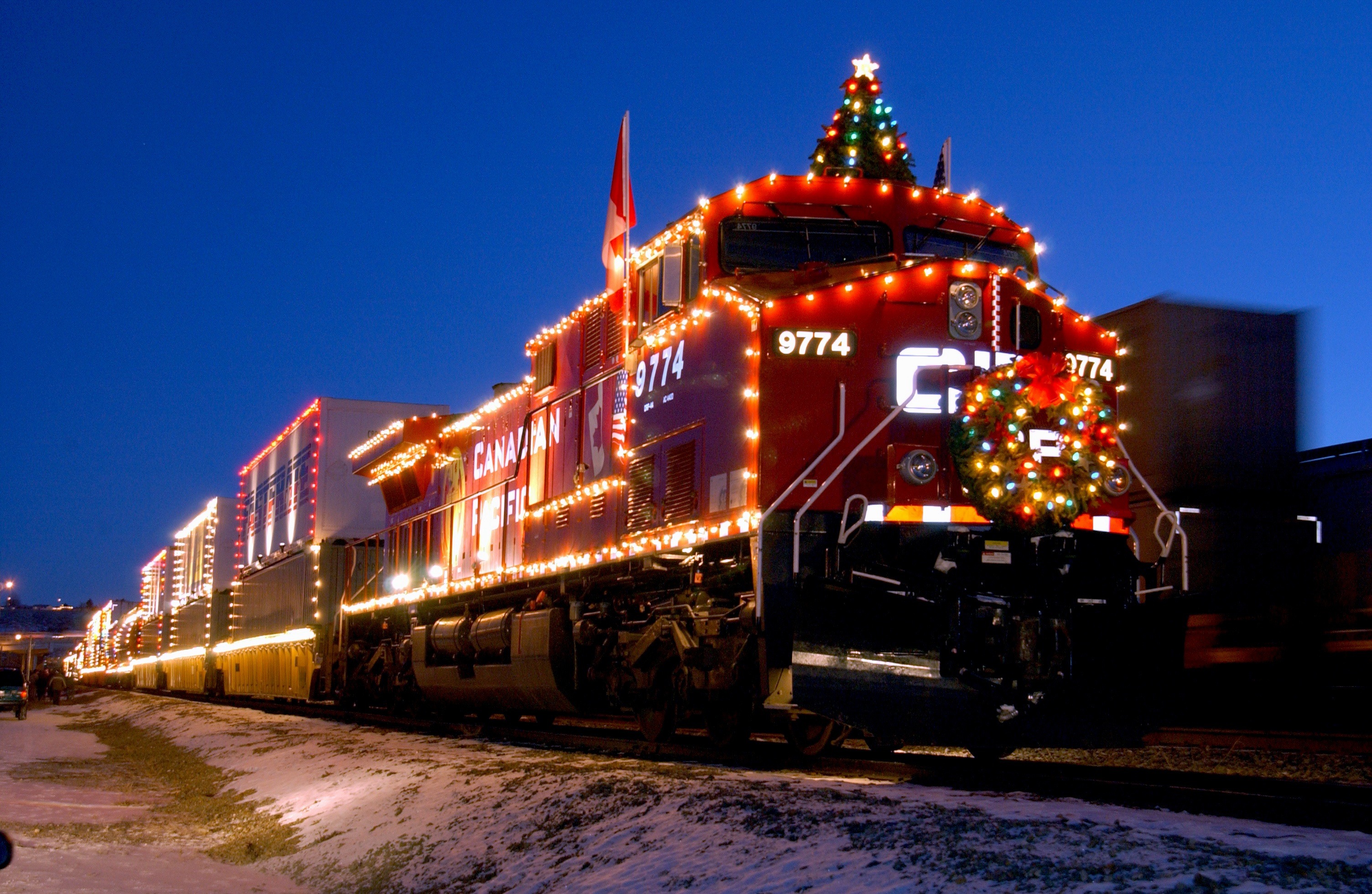 SEASONAL SIGHT – The CP Holiday Train