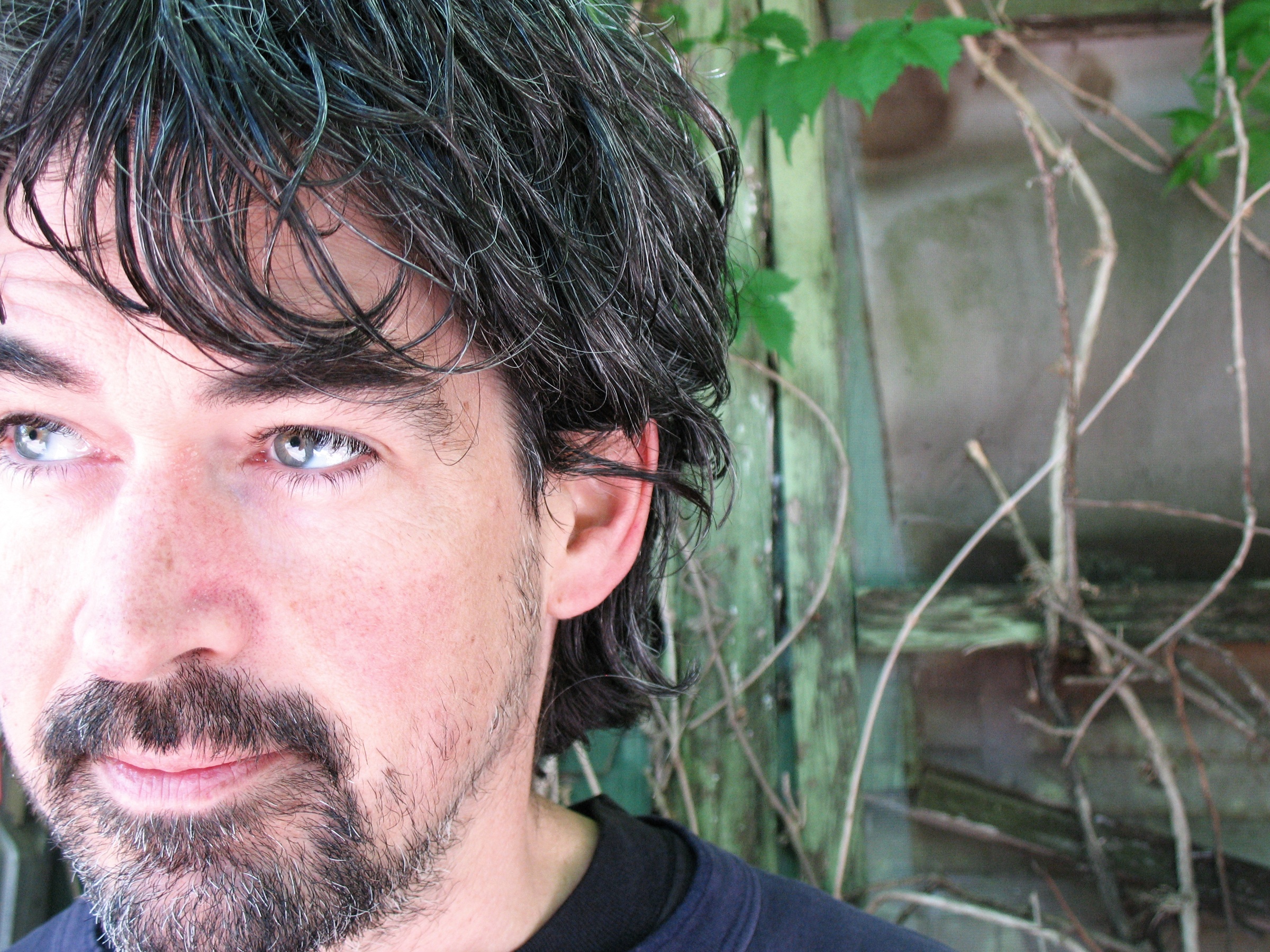 NEW VISION- Singer Slaid Cleaves joins Michael O’Conner for a performance at The Matchbox Theatre Oct. 29.