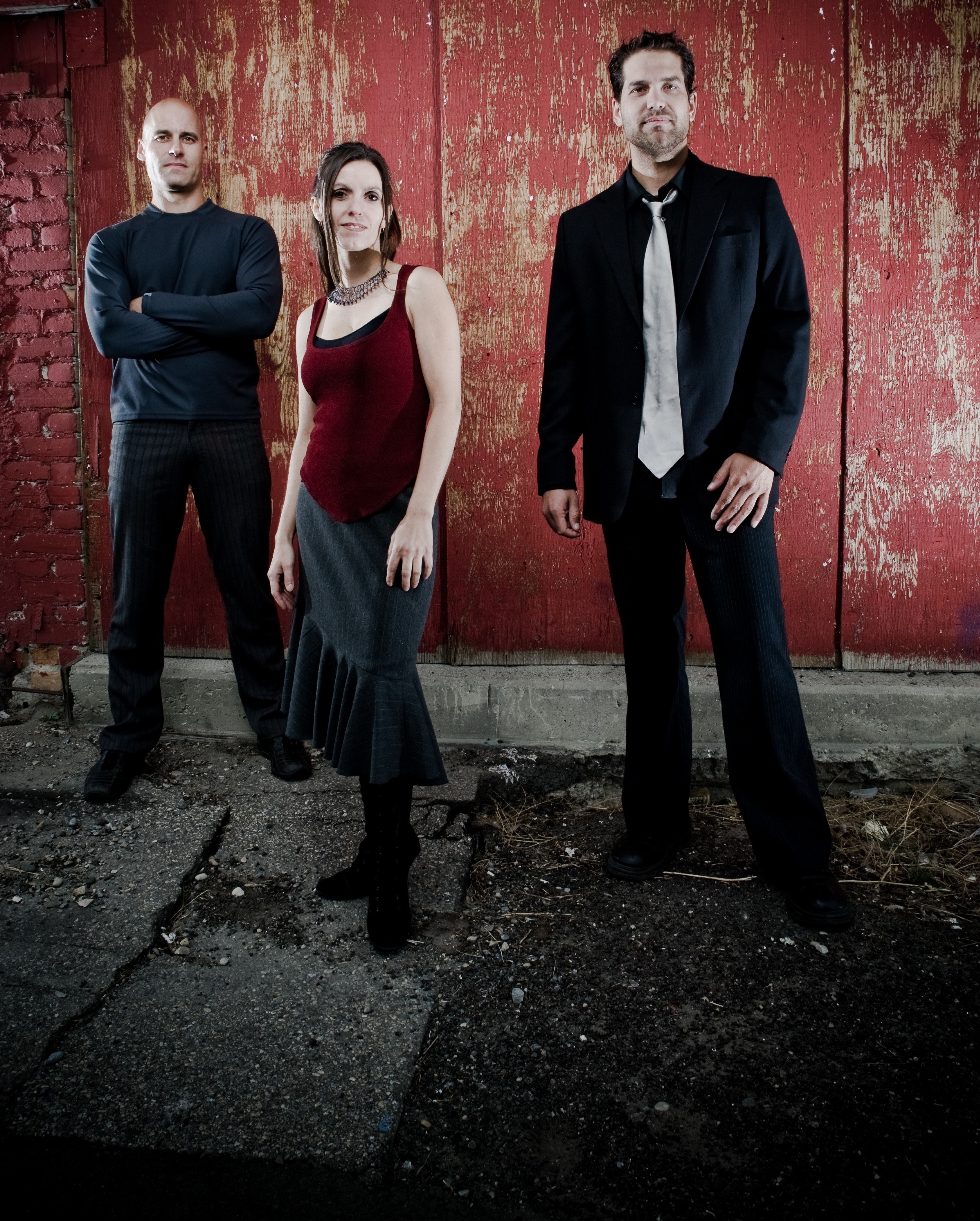 SEARING SOUNDS- Bluessmyth has been creating superb blues-oriented tunes for several years now. They perform at Alberta’s Own Independent Music Festival on July 17.
