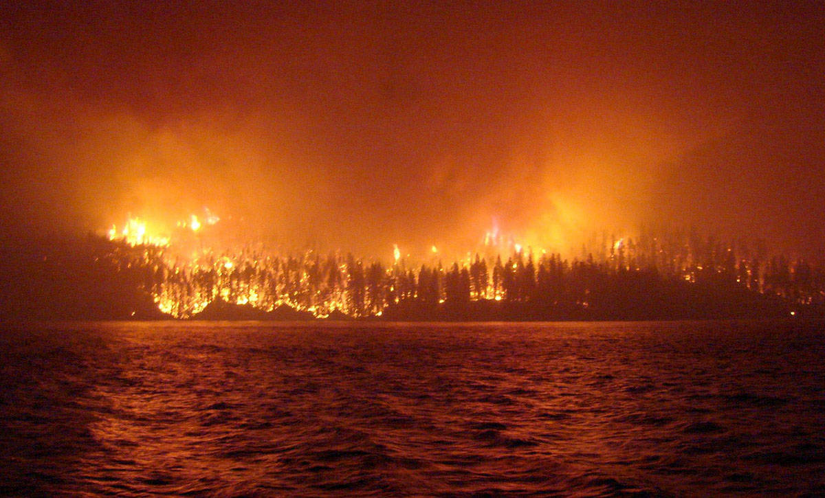 Photos of the wildfire burning around Loon Lake, B.C., July Photo credit: Shawn Cahill. ORG XMIT: hvcApULVnZE_kI8zLLKu [PNG Merlin Archive]
