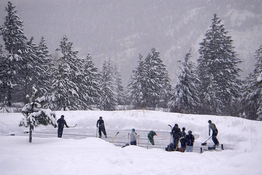 B.C. pond hockey game receives Canada-wide exposure