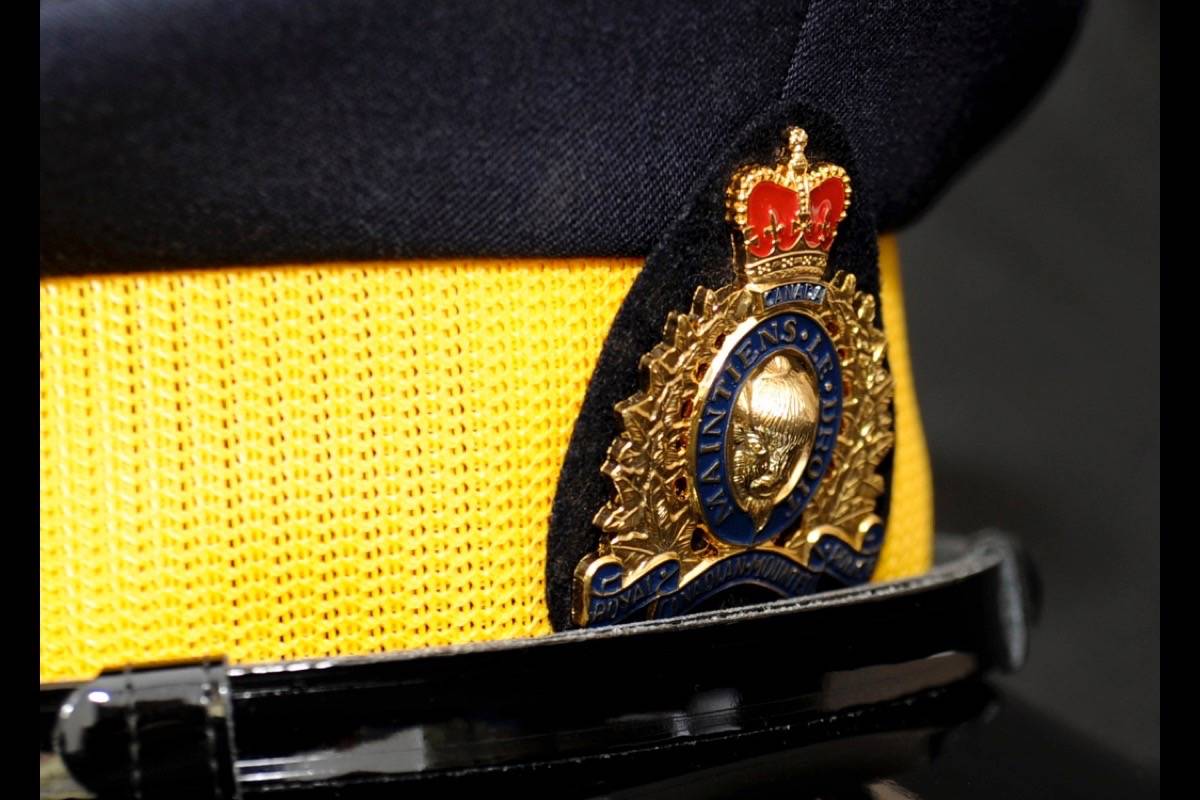 Innisfail RCMP deploy spike belt and arrest two