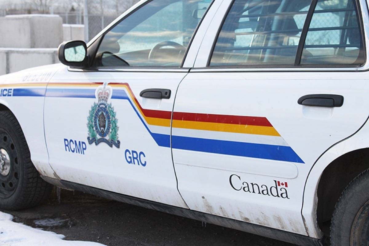 BC RCMP hunt for white SUV that rammed cruiser