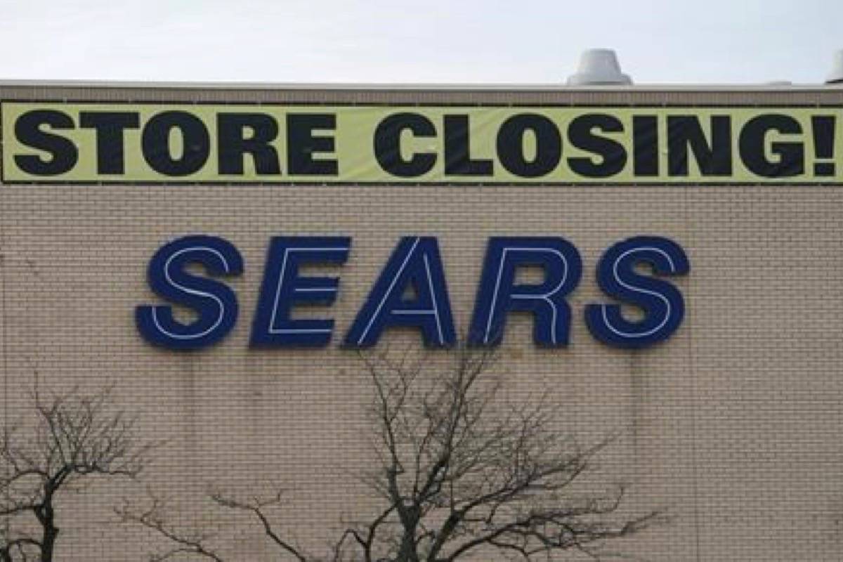 Regulator investigating possible Sears Canada liquidation sale prices markups