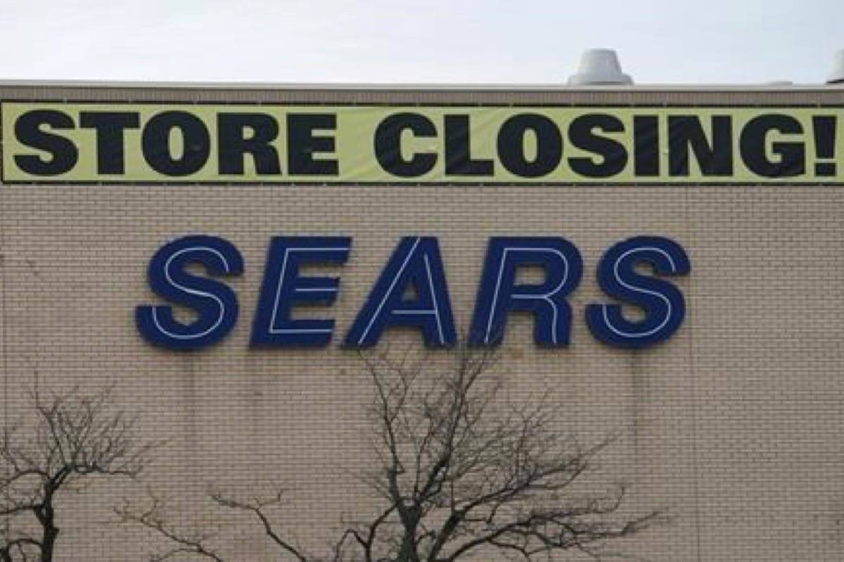Regulator investigating possible Sears Canada liquidation sale prices markups