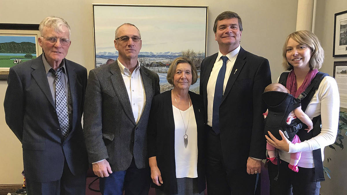 INDUCTEES - Minister Carlier with the 2017 4-H Hall of Fame inductees and family. photo submitted by Alberta Agriculture