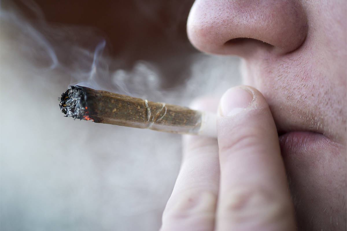 RCMP remind adults no smoking around kids in vehicles