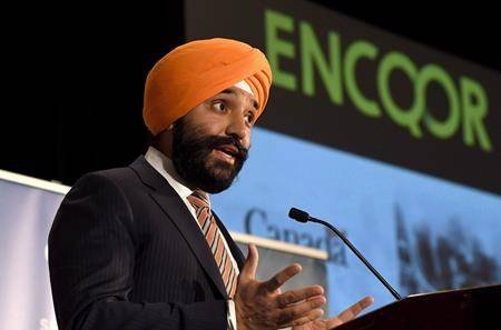 Minister of Innovation, Science and Economic Development Navdeep Bains speaks during an announcement on investments in 5G technology by the Ontario, Quebec and federal governments in Ottawa. (Justin Tang/The Canadian Press)
