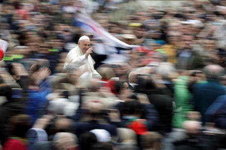 Bishops try to clarify Pope’s refusal to apologize for residential schools