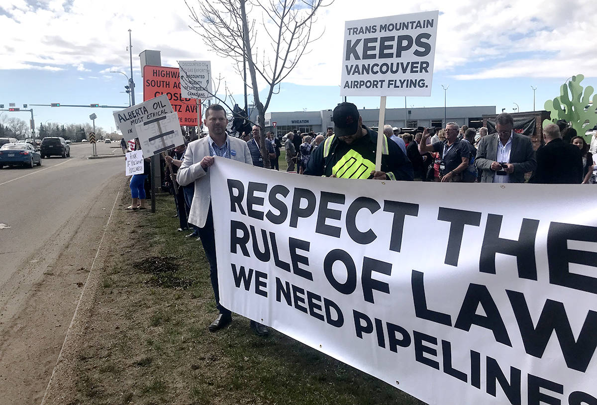 PIPELINE RALLY - Hundreds gathered at the Sheraton Hotel in Red Deer to show their support for the building of Kinder Morgan&rsquo;s Trans Mountain Pipeline.Todd Colin Vaughan/Red Deer Express