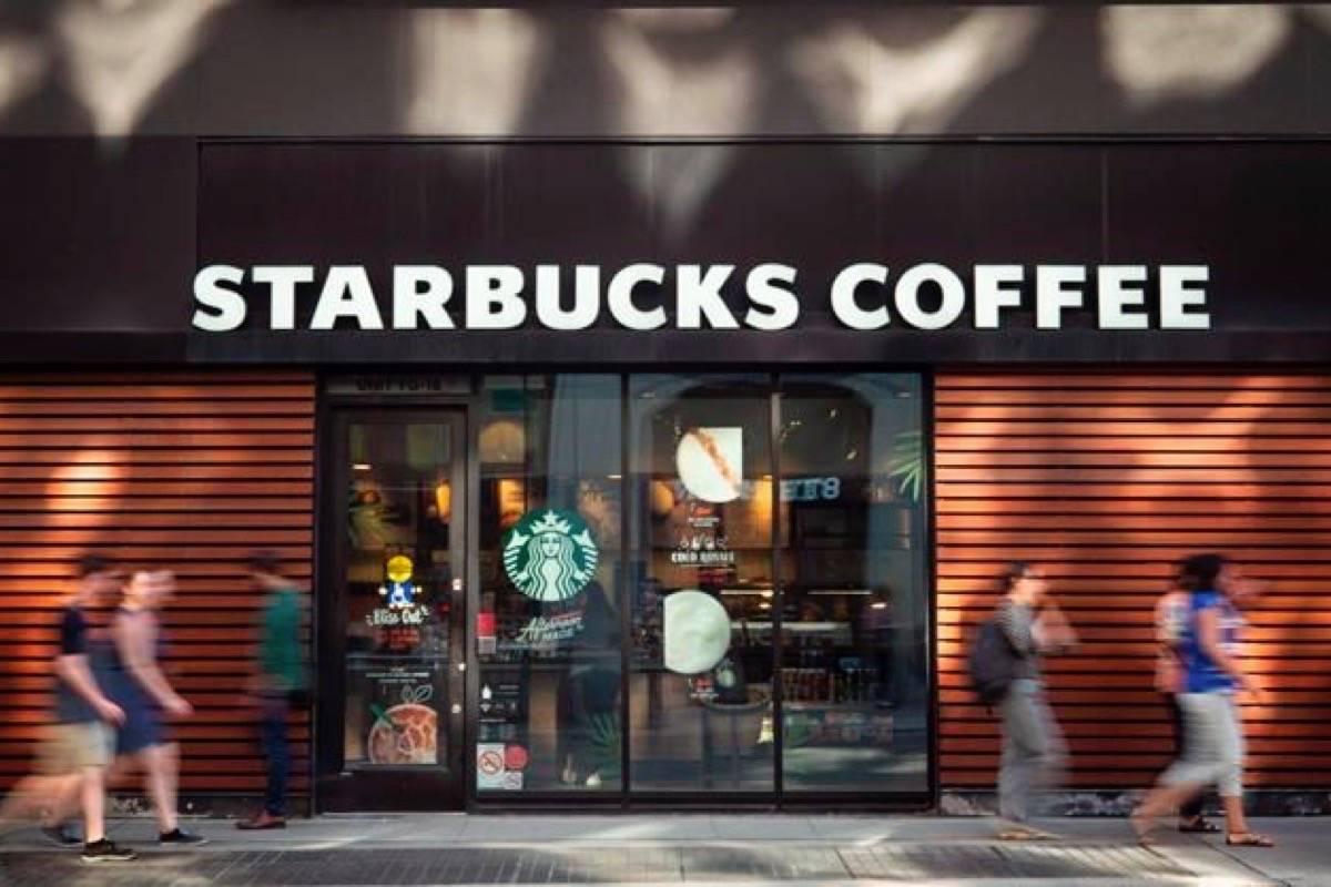 Two men were arrested at a Starbucks in Philadelphia in April after an employee called the police on them. (The Canadian Press)