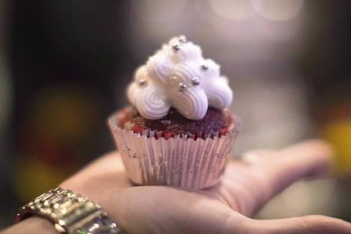 A cupcake “edible” is shown at a stall at a “Green Market” pop-up event in Toronto on Sunday, December 18, 2016. Beer brewed with marijuana. Baking mixes designed to bring out the unique flavours of cannabis oil. Good old-fashioned pot cookies. Canadian companies are creating them all, but there’s no word yet on when stores across the country will legally be able to stock the edibles for recreational users. (Chris Young/The Canadian Press)