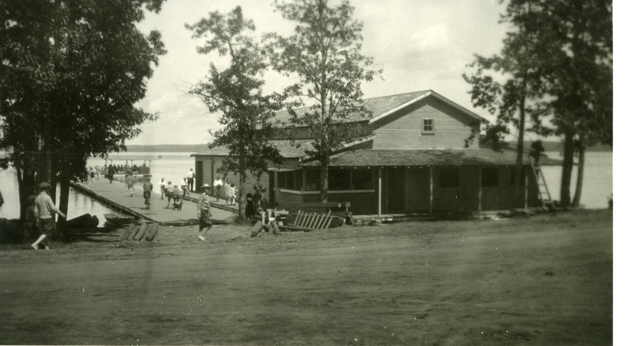 Sylvan Lake piers and boathouses