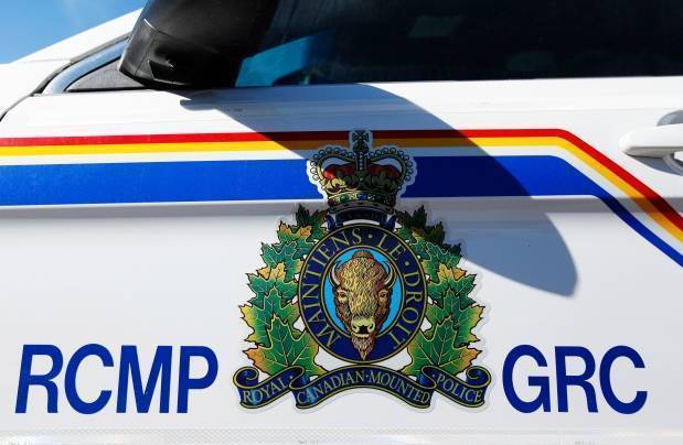 RCMP Clandestine Lab Enforcement and Response, Coronation EMS, Stettler, Coronation and Consort RCMP raid house in rural Halkirk
