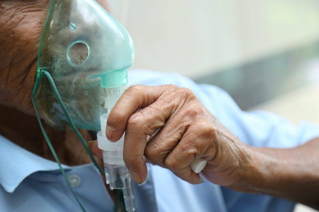 Permanent lung damage caused by chronic obstructive pulmonary disease (COPD) starts much earlier than previously thought, even before patients are showing symptoms, according to a new study published in The Lancet Respiratory Medicine. Credit: UBC submitted