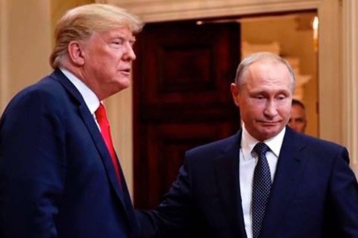 U.S. President Donald Trump, left, and Russian President Vladimir Putin leave a press conference after their meeting at the Presidential Palace in Helsinki, Finland, Monday, July 16, 2018. (AP, Pablo Martinez Monsivais)