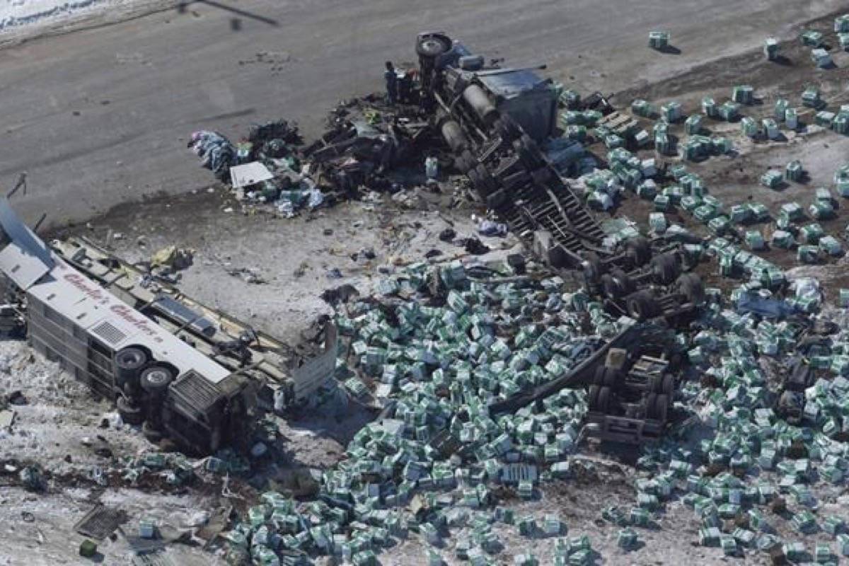 Ottawa first proposed a seatbelt rule more than a year before the crash the April 6 tragedy involving the Humboldt Broncos. (Photo by THE CANADIAN PRESS)