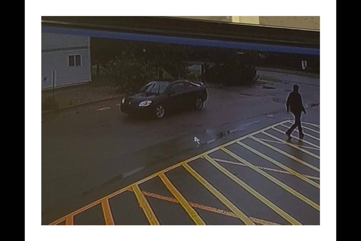 Leduc robbery sees staff hit with bear spray July 3