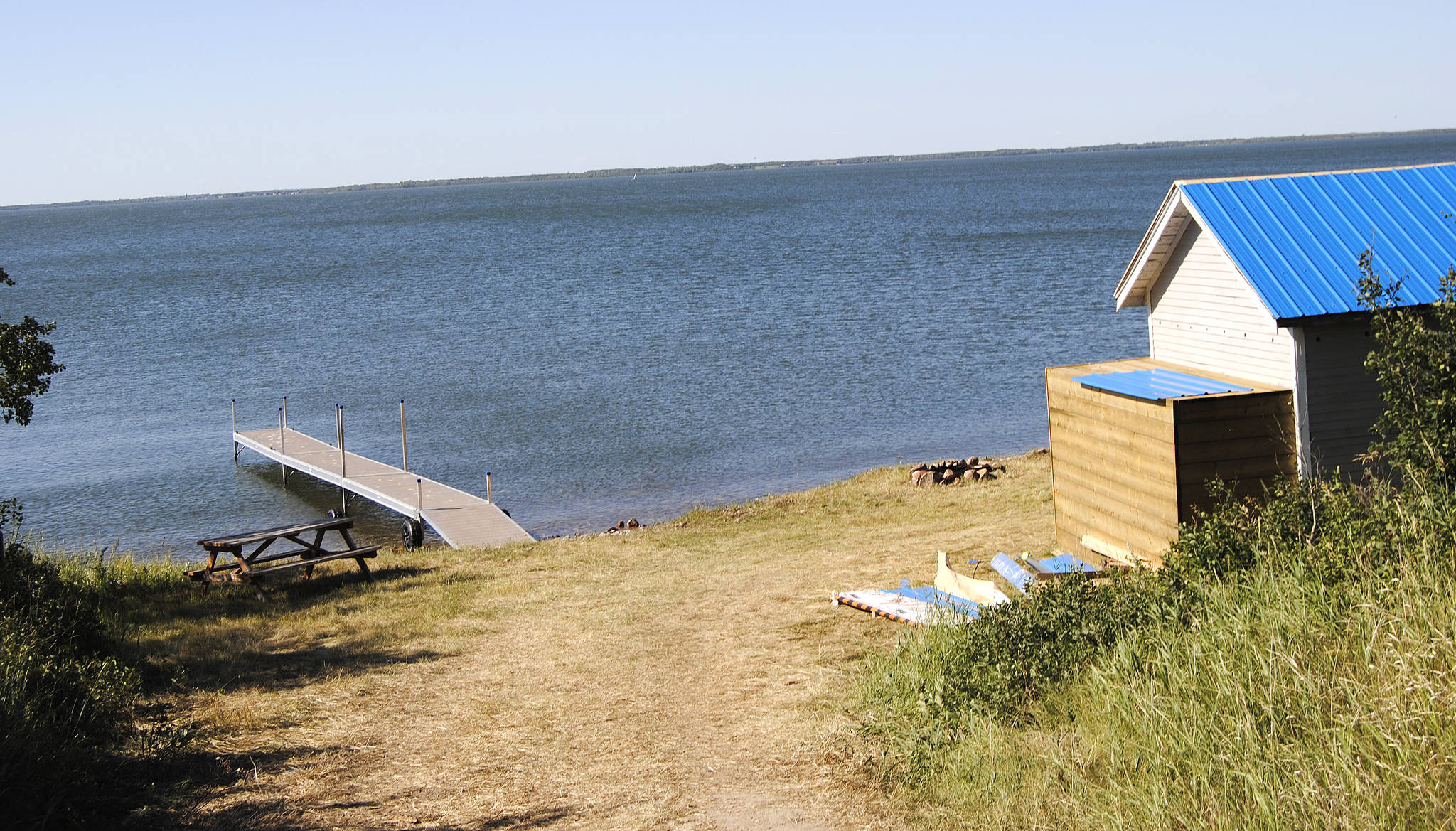 A view of the boathouse and beach area of Paradise Shores. (Lisa Joy/Black Press)