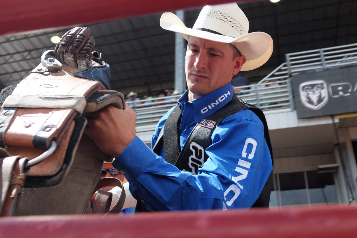 Ponoka/Airdrie cowboy Jake Vold back in the game