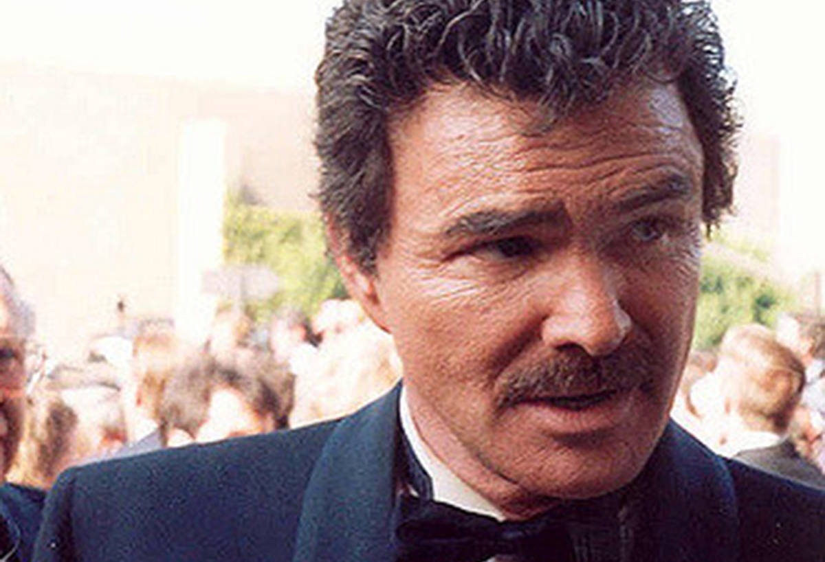 Burt Reynolds dead at 82