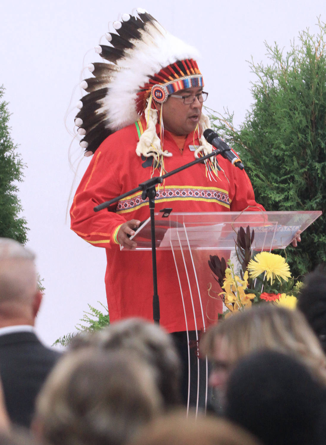 Samson Cree Nation Chief Vernon Saddleback speaks to attendees on Friday at the expansion of the Mamawi Atosketan Native School (MANS), which has now become a K to Grade 12 school. MANS used to be a K to Grade 9 school and has been working on the expansion for several years. Photo by Jordie Dwyer