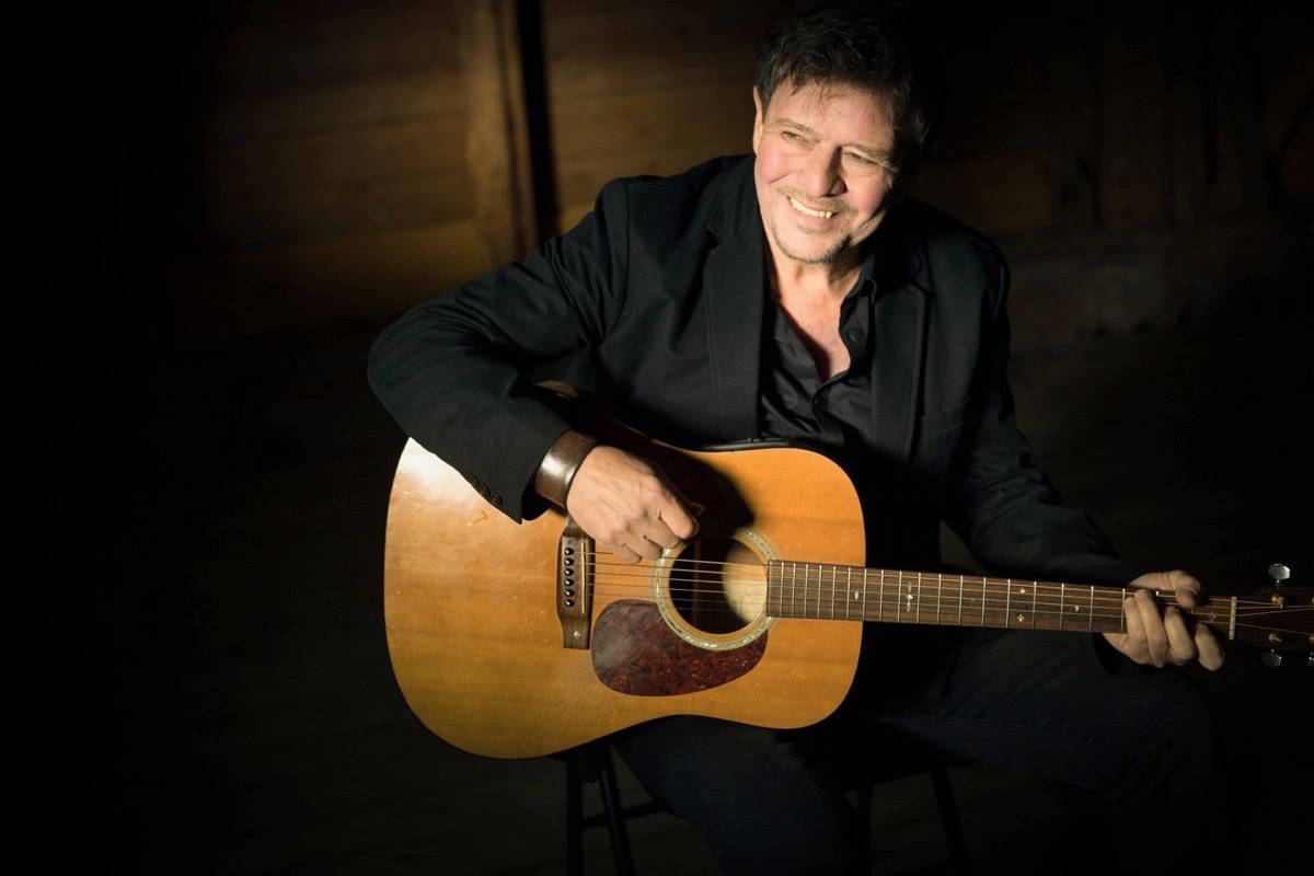 Recognized by his peers as one of Canada’s best performing songwriters, Lennie Gallant performs in Red Deer on Nov. 2nd at the Elks Lodge.                                Dave Brosha Photography