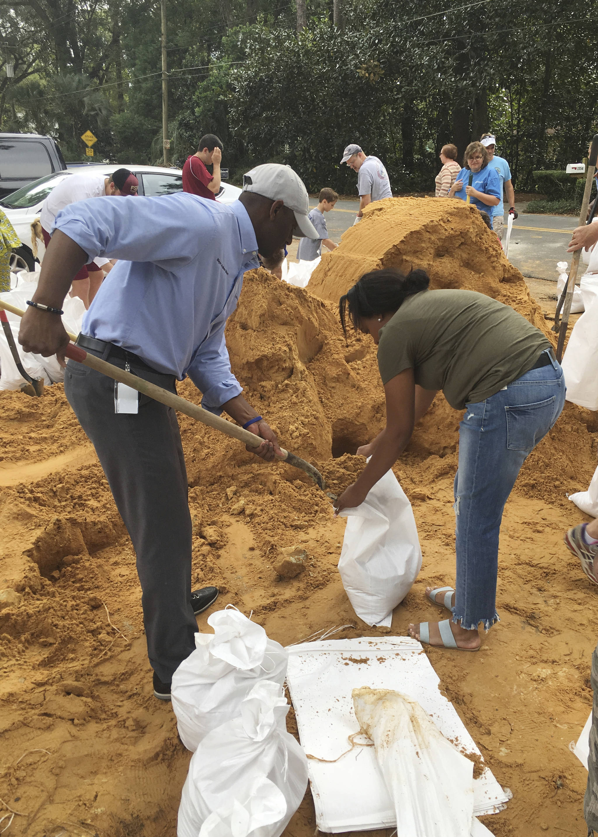 Fast-strengthening hurricane closes in on Florida Panhandle