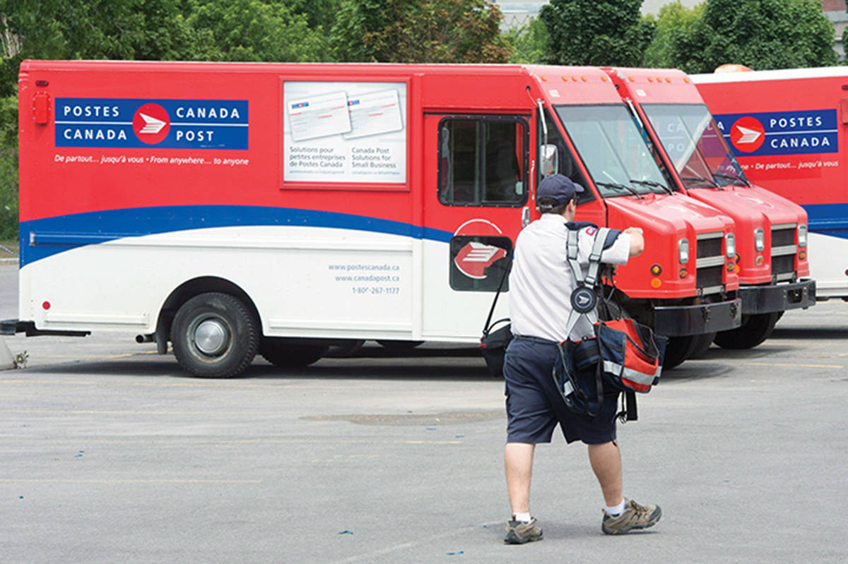 UPDATE: B.C. postal worker accuses Canada Post of questionable tactics during strike