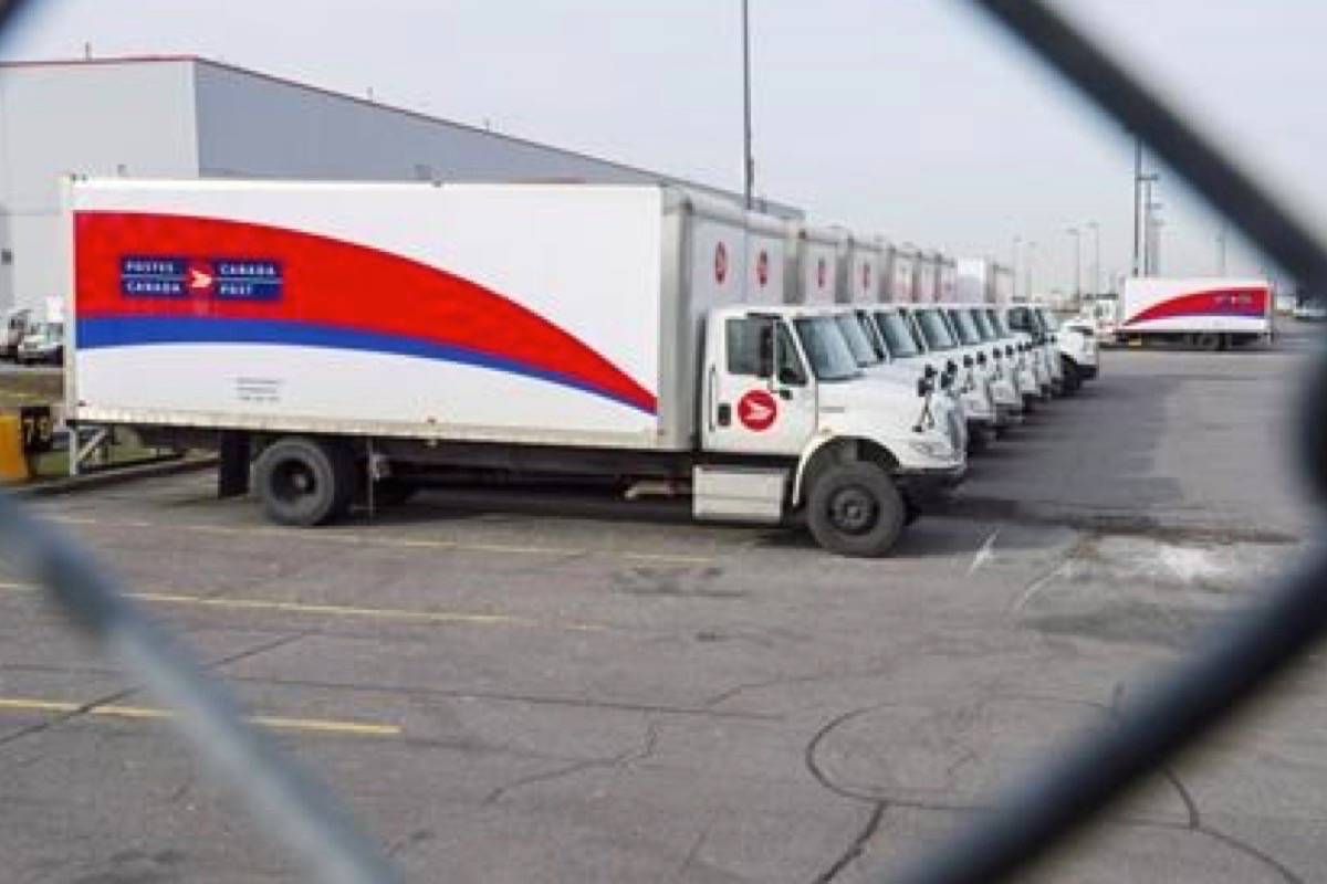 Senators will resume a special sitting Monday to examine a back-to-work bill for Canada Post employees. (Photo by THE CANADIAN PRESS)