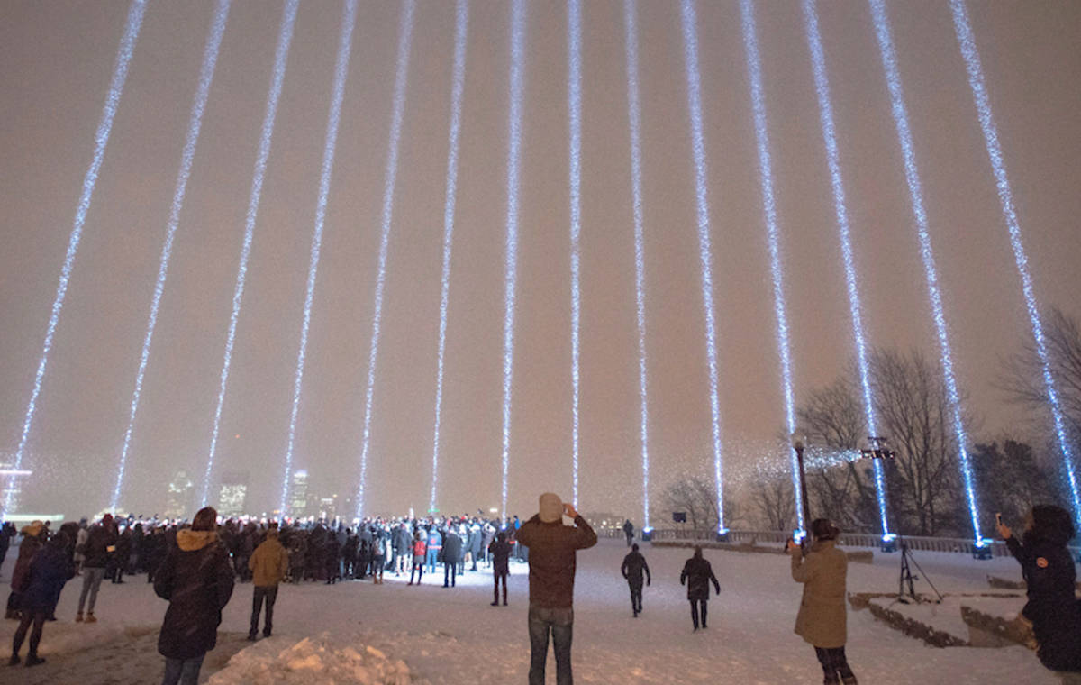 Beams of light honour victims on Polytechnique anniversary