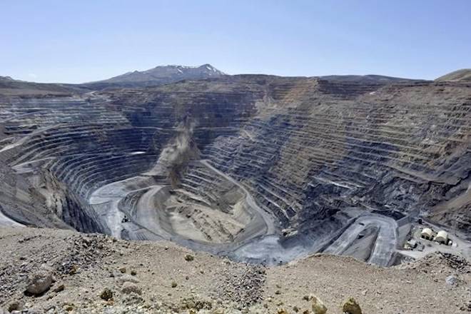Newmont Mining to buy Goldcorp to create one of world’s biggest gold producers