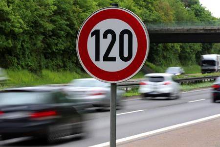 Talk about Autobahn speed limit has Germans all fired up