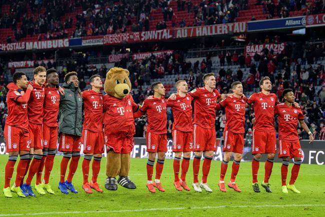 Canadian teenager Alphonso Davies, third from left made his Bundesliga debut Sunday, coming off the bench in the 86th minute of Bayern Munich’s 4-1 win over VfB Stuttgart. (AP-DPA, Matthias Balk)