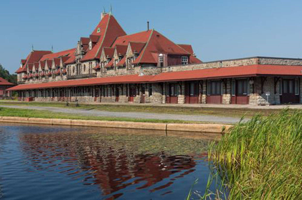 McAdam’s tourism centre (Tourism New Brunswick photo)