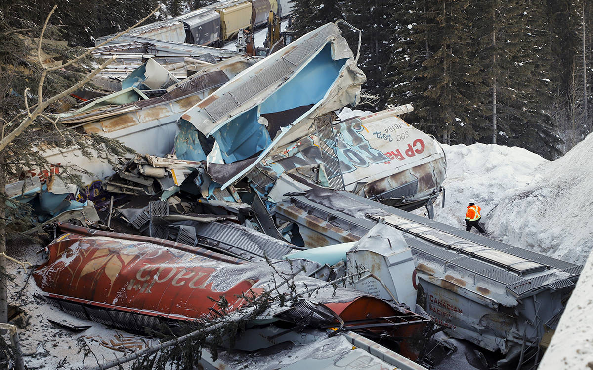 B.C. train that derailed and killed three ‘just started moving on its own’