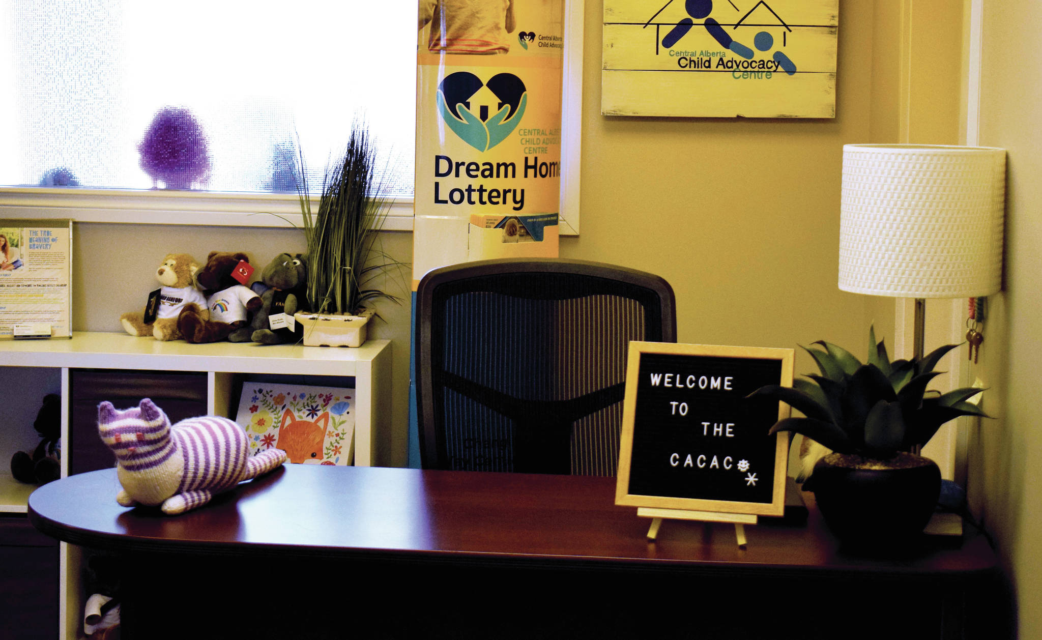 A warm welcome to what could be a scary place for its little visitors. The CACAC aims to make kids feel comfortable and relaxed in the centre as they prepare to share their story, prepare for court or begin therapy. Photo by Kaylyn Whibbs/Sylvan Lake News