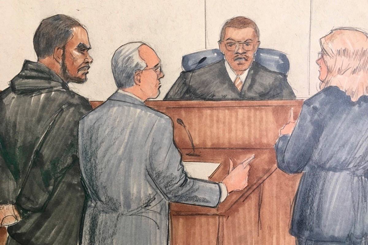 In this courtroom sketch, R&B singer R. Kelly, attorney Steve Greenberg and prosecutor Jennifer Gonzalez appears before Cook County Judge John Fitzgerald Lyke Jr. at the Leighton Criminal Courthouse, Saturday, Feb. 23, 2019 in Chicago. The judge has set Kelly’s bond at $1 million saying that the amount equals $250,000 for each of the four people he’s charged with sexually abusing. (AP Photo/Tom Gianni)