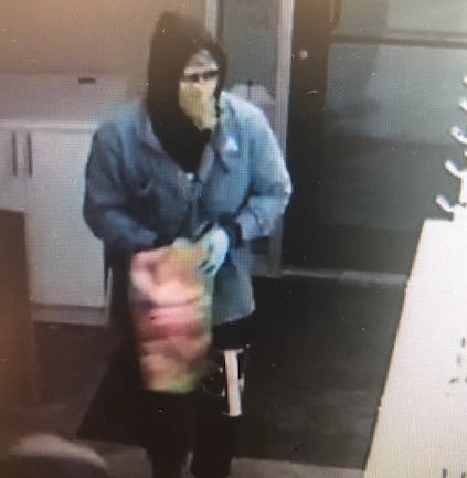 Red Deer RCMP seek public assistance to identify suspects in electronics store break-ins