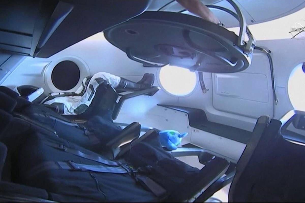 SpaceX’s new crew capsule aces space station docking