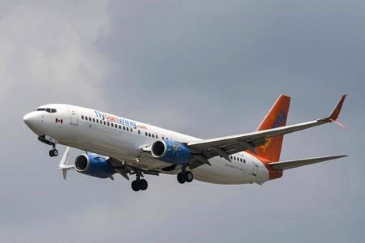 A Sunwing Boeing 737-800 passenger plane prepares to land at Pearson International Airport in Toronto on Wednesday, August 2, 2017. Transport Minister Marc Garneau faced an escalating dilemma Tuesday over Boeing’s 737 Max 8 aircraft, which a growing number of countries have grounded or banned in the wake of the Ethiopian Airlines crash that killed 157 people Sunday. THE CANADIAN PRESS/Christopher Katsarov