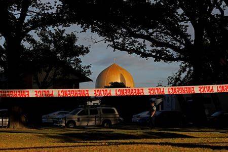 Facebook says no one flagged NZ mosque shooting livestream